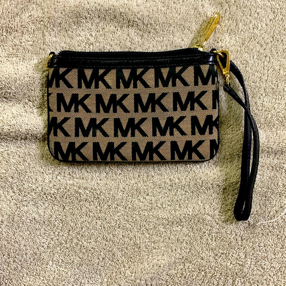 Michael Kors Wristlet